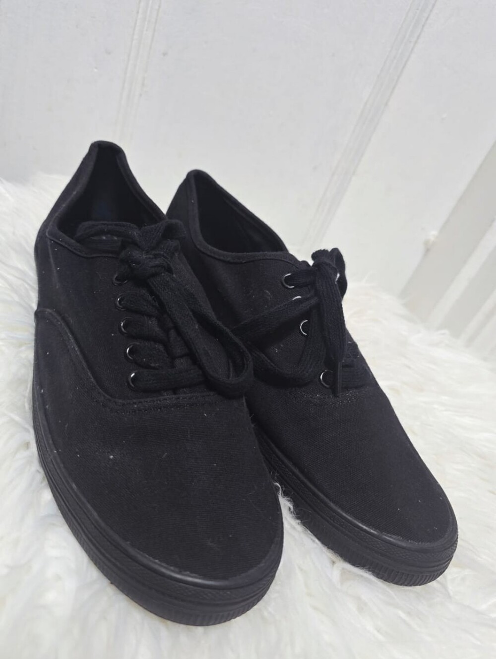 American Eagle Sneaks Women's Bal Black Classic Canvas Sneakers Shoe Size 9